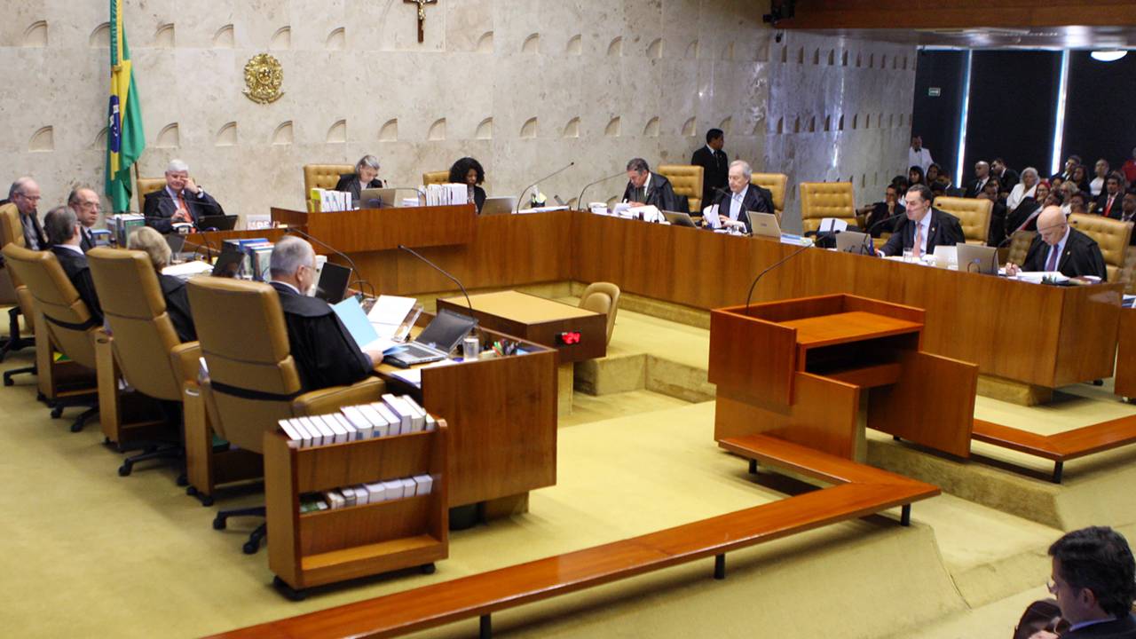 Sessão plenária do STF