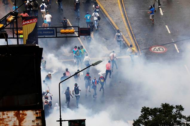 Manifestantes se reúnem em um novo protesto contra o presidente Nicolás Maduro, em Caracas, na Venezuela - 07/06/201 Manifestantes se reúnem em um novo protesto contra o presidente Nicolás Maduro, em Caracas, na Venezuela - 07/06/201