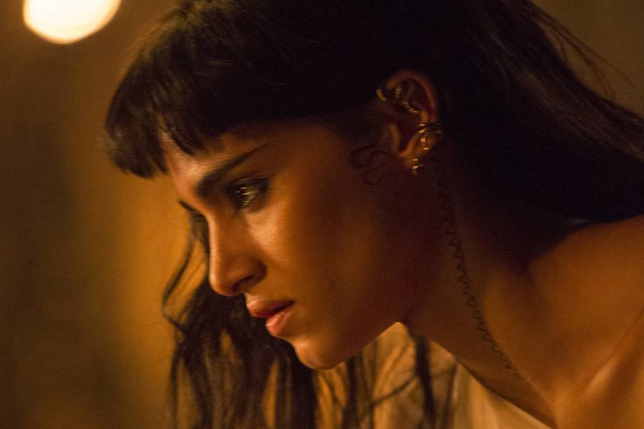 Sofia Boutella em cena do filme 'A Múmia'