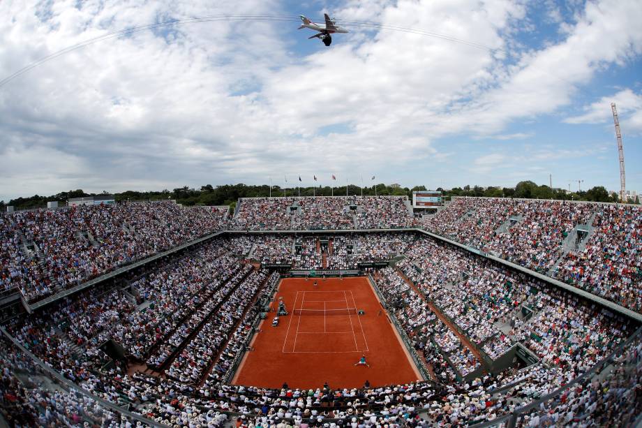Vista geral da quadra Philippe Chatrier, durante a final de Roland Garros entre Rafael Nadal e Stan Wawrinka - 11/06/2017 Vista geral da quadra Philippe Chatrier, durante a final de Roland Garros entre Rafael Nadal e Stan Wawrinka - 11/06/2017