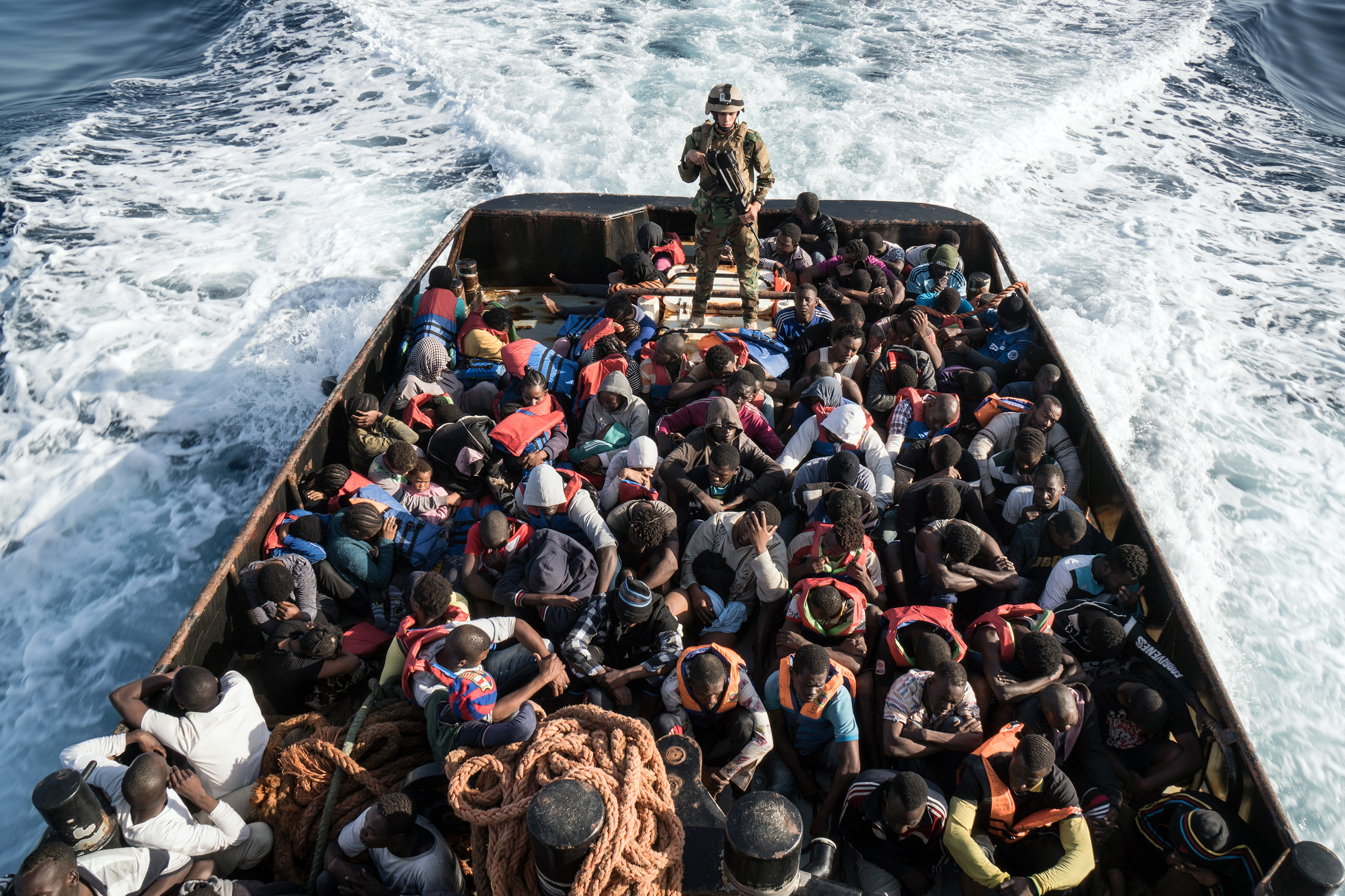 União Europeia é acusada de criar sistema de imigração semelhante ao ICE