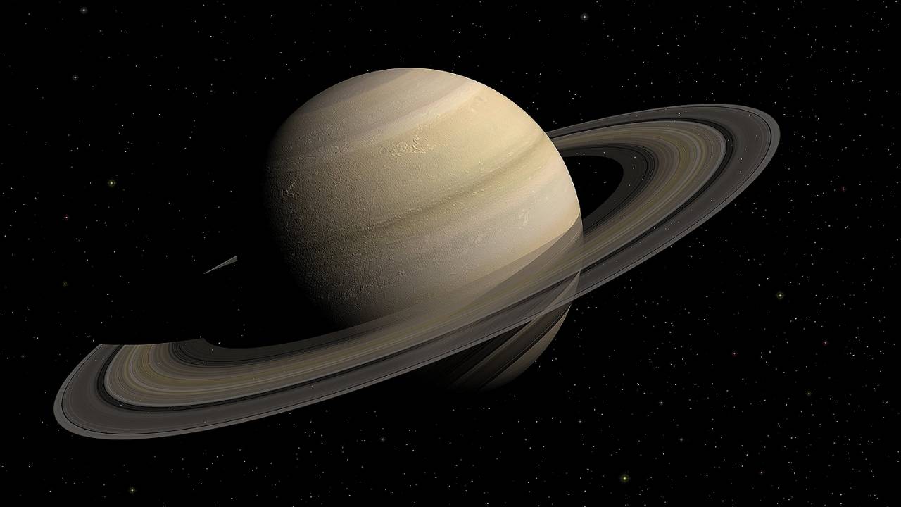 Saturno