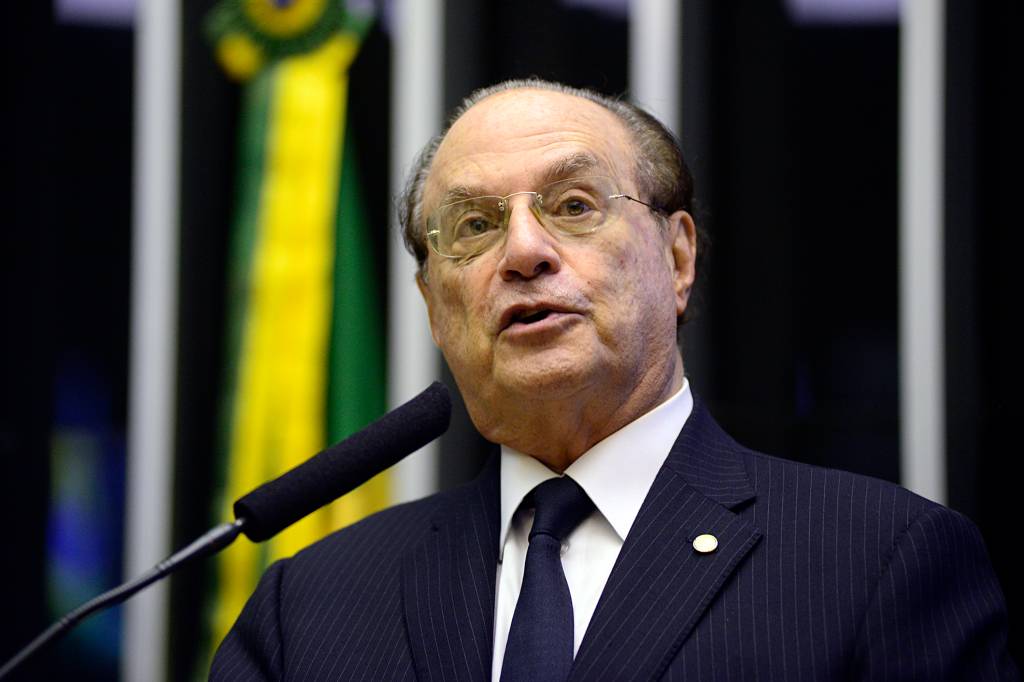 Com Covid-19, Maluf está louco para retomar suas jogatinas