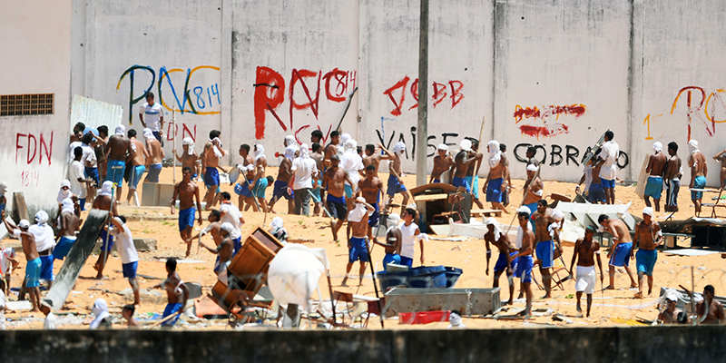 Pres&iacute;dio n&atilde;o tem celas desde uma rebeli&atilde;o de mar&ccedil;o de 2015, quando detentos arrancaram as grades e trancas.