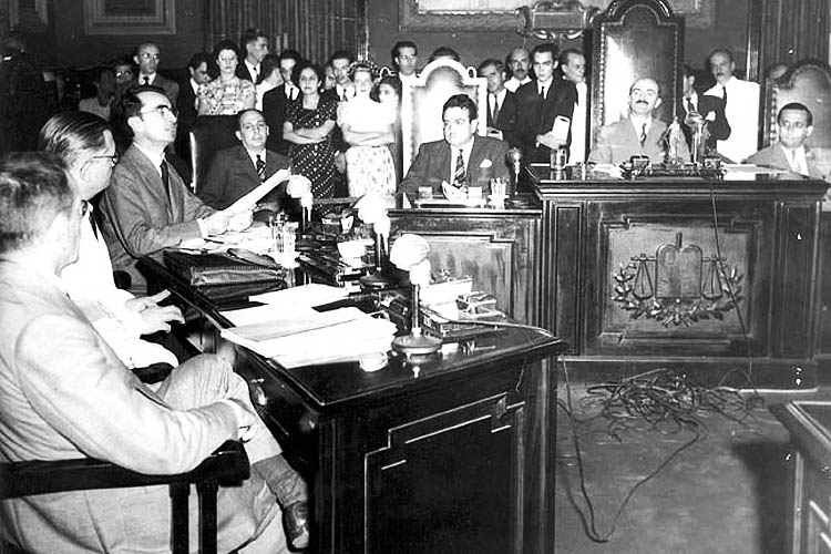 Partidão, Maluf e casal gay: relembre decisões históricas do TSE