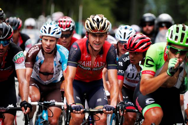Ciclistas durante o 17º estágio de competição do Le Tour de France de 183 km de La Mure para Serre-Chevalier, em 19/07/2017 Ciclistas durante o 17º estágio de competição do Le Tour de France de 183 km de La Mure para Serre-Chevalier, em 19/07/2017