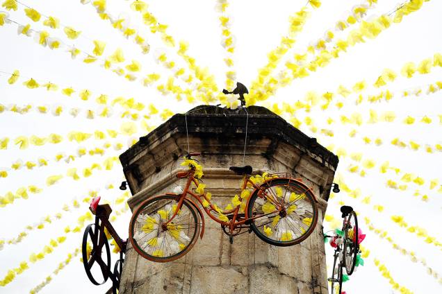 Centro da cidade de Eymet é decorado para o início do estágio onze do Le Tour de France 2017, um percurso da estradade 203,5 km de Eymet para Pau, na França - 12/07/2017 Centro da cidade de Eymet é decorado para o início do estágio onze do Le Tour de France 2017, um percurso da estradade 203,5 km de Eymet para Pau, na França - 12/07/2017