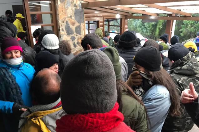 Mesmo sem neve, número de visitantes é alto nesta segunda-feira (3) na região do Pico das Agulhas Negras Mesmo sem neve, número de visitantes é alto nesta segunda-feira (3) na região do Pico das Agulhas Negras