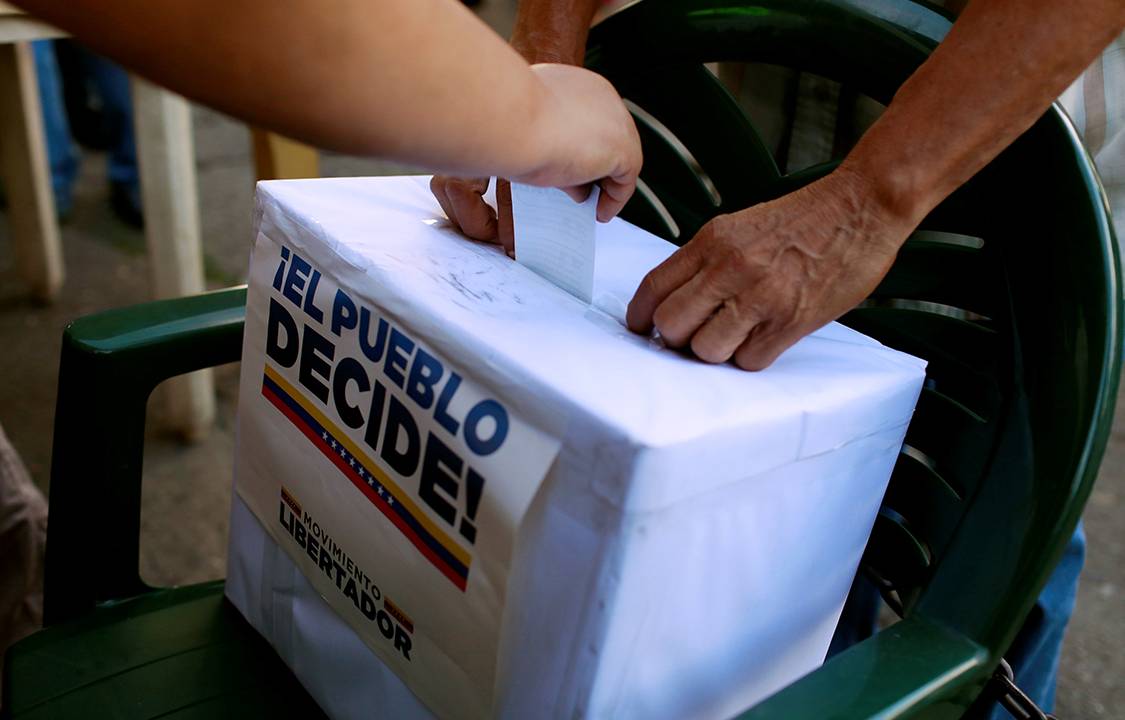 Venezuela: plebiscito contra Presidente Nicolás Maduro