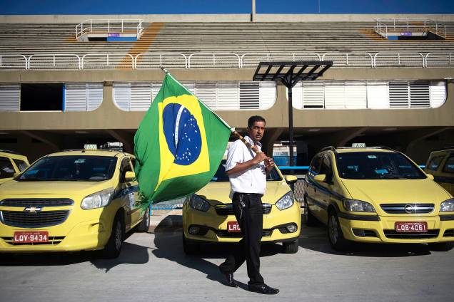 O Sindicato dos Taxistas Autônomos organizou o protesto contra a regulamentação dos aplicativos de carona remunerada na capital carioca - 27/07/2017 O Sindicato dos Taxistas Autônomos organizou o protesto contra a regulamentação dos aplicativos de carona remunerada na capital carioca - 27/07/2017