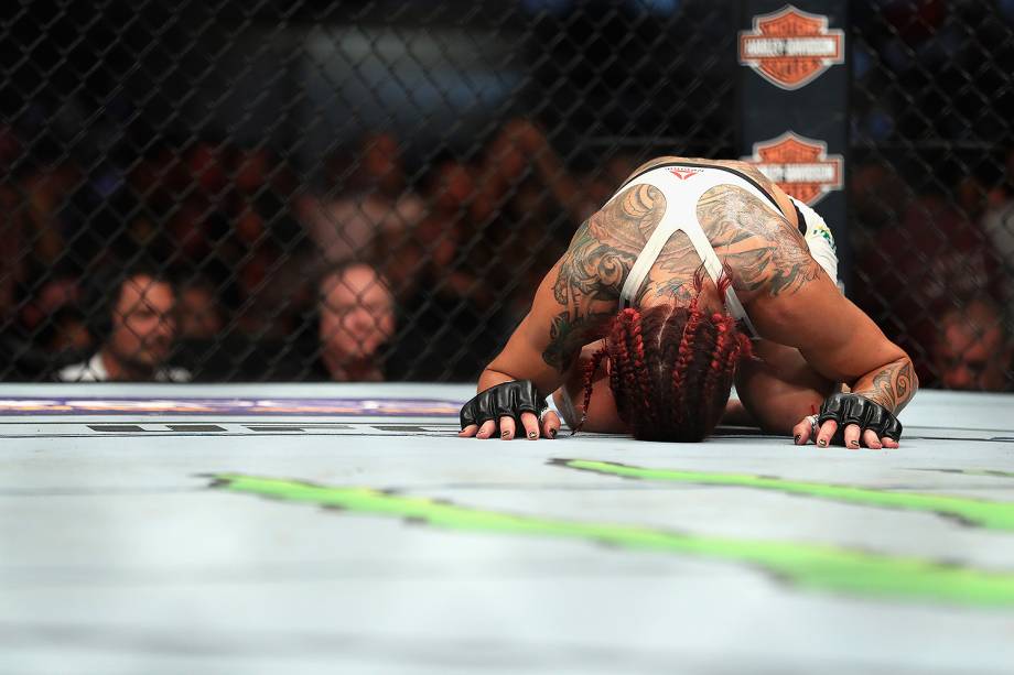 Cris Cyborg vence Tonya Evinger no UFC 214 em Anaheim (EUA) - 29/07/2017 Cris Cyborg vence Tonya Evinger no UFC 214 em Anaheim (EUA) - 29/07/2017