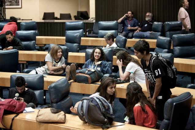Estudantes ocupam o Plenário 1º de Maio Câmara Municipal de São Paulo, manifestando contra o Plano Municipal de Desestatização (PMD) da Prefeitura de São Paulo Estudantes ocupam o Plenário 1º de Maio Câmara Municipal de São Paulo, manifestando contra o Plano Municipal de Desestatização (PMD) da Prefeitura de São Paulo