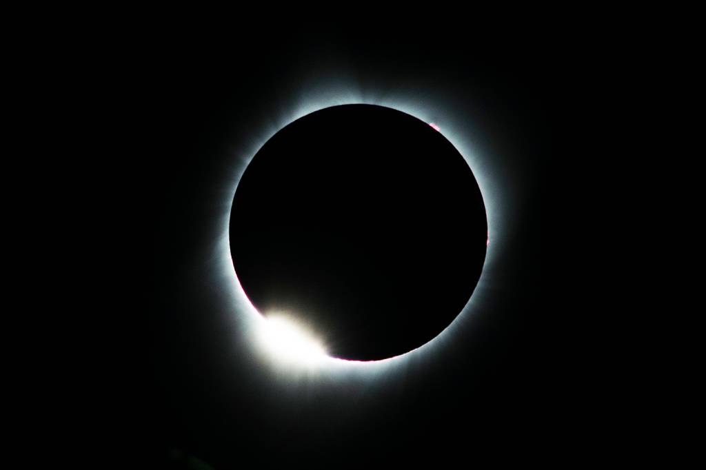 Eclipse solar visto no Lowell Observatory da cidade de Madras, em Oreg&oacute;n, nos Estados Unidos - 21/08/2017