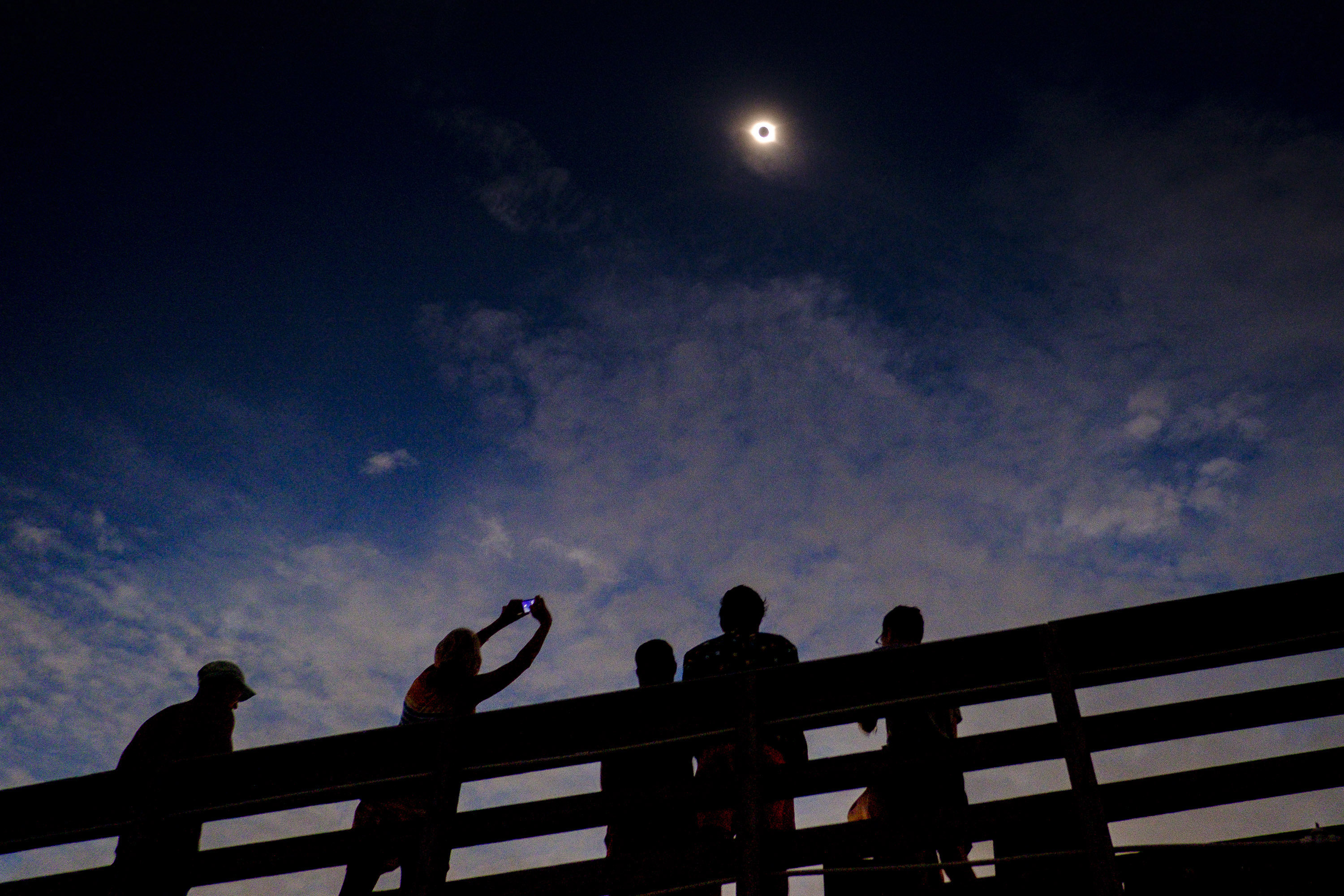 Eclipse solar visto a partir de Isle of Palms, na Carolina do Sul (EUA) - 21/08/2047