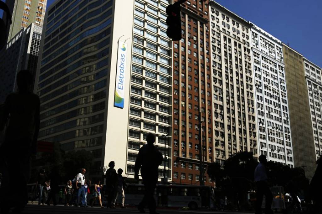 Para privatizar uma, Bolsonaro cria a 204ª empresa estatal