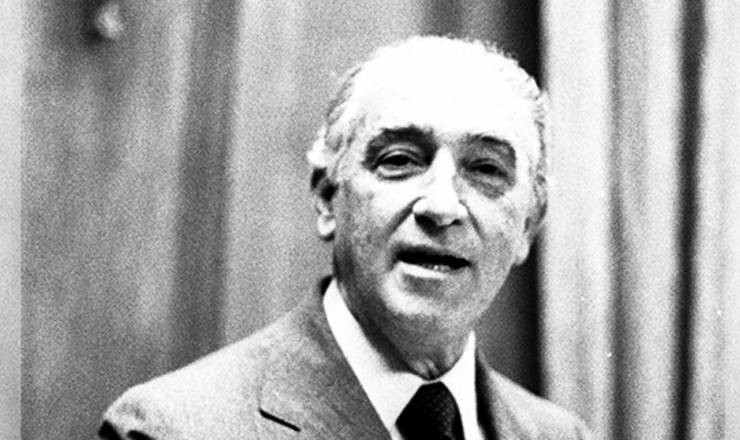 A receita para desviar o PSDB da sepultura