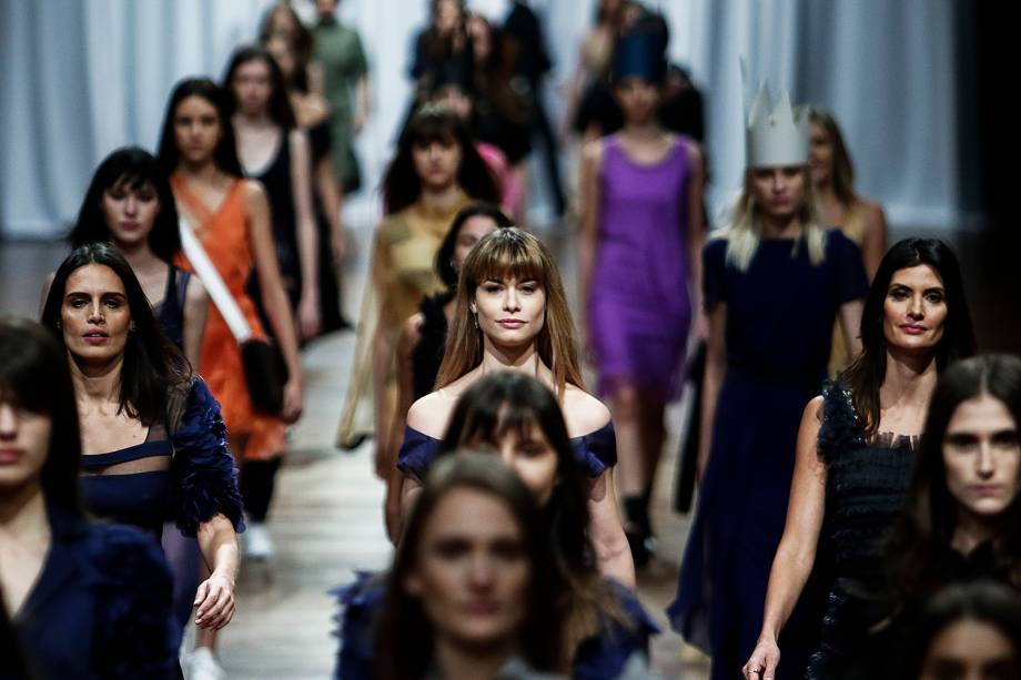 Desfile da criação de Gloria Coelho durante a 44ª edição do São Paulo Fashion Week realizado no Ibirapuera em São Paulo - 30/08/2017