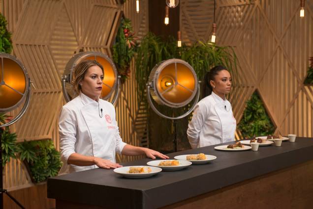 Deborah e Michele durante a final do MasterChef Deborah e Michele durante a final do MasterChef