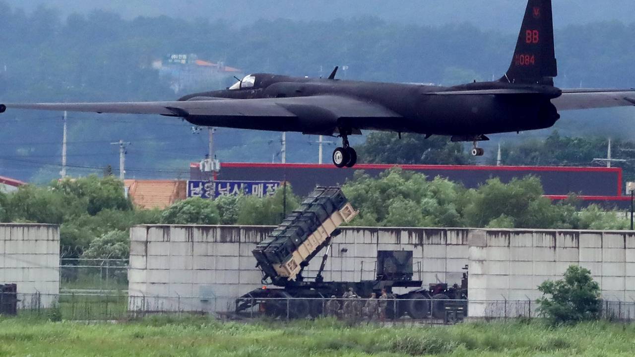 Jato americano durante exercício militar na Coreia do Sul