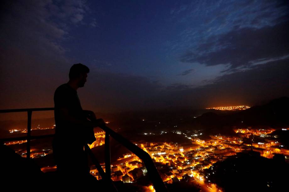 Peregrino visita o Monte Al-Noor, onde os muçulmanos acreditam que o Profeta Maomé recebeu as primeiras palavras do Alcorão através do anjo Gabriel na caverna de Hera, na cidade sagrada de Meca, na Arábia Saudita - 28/08/2017