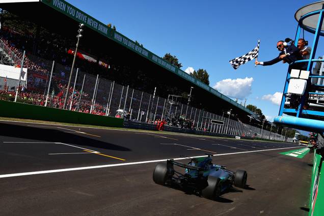 Lewis Hamilton vence o GP de Monza, na Itália Lewis Hamilton vence o GP de Monza, na Itália