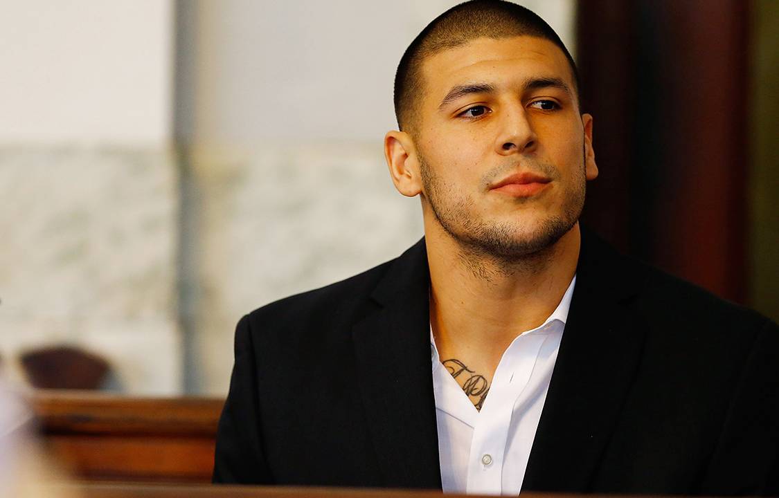 Aaron Hernandez, durante seu julgamento em North Attleboro, Massachusetts