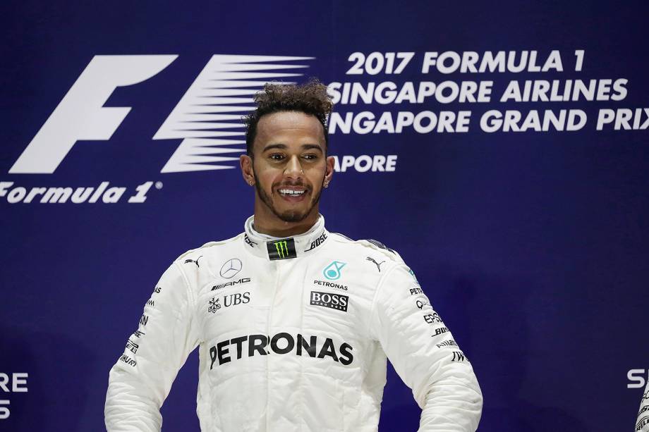 O britânico Lewis Hamilton (Mercedes) venceu o Grande Prémio de Singapura e aumentou para 28 pontos a vantagem sobre o alemão Sebastian Vettel - 17/09/2017