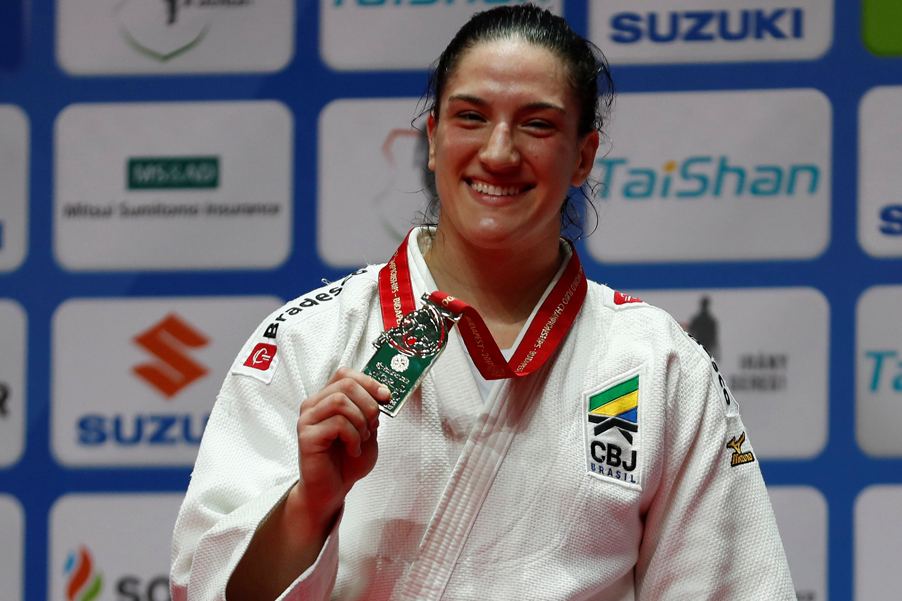 Mayra Aguiar conquista o bicampeonato mundial de judô
