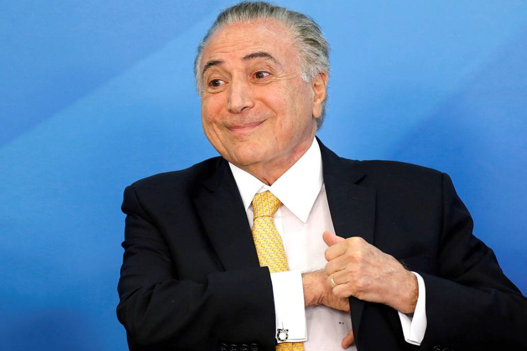 ‘Cunha distribuía propina para Temer e Henrique Alves’, diz Janot