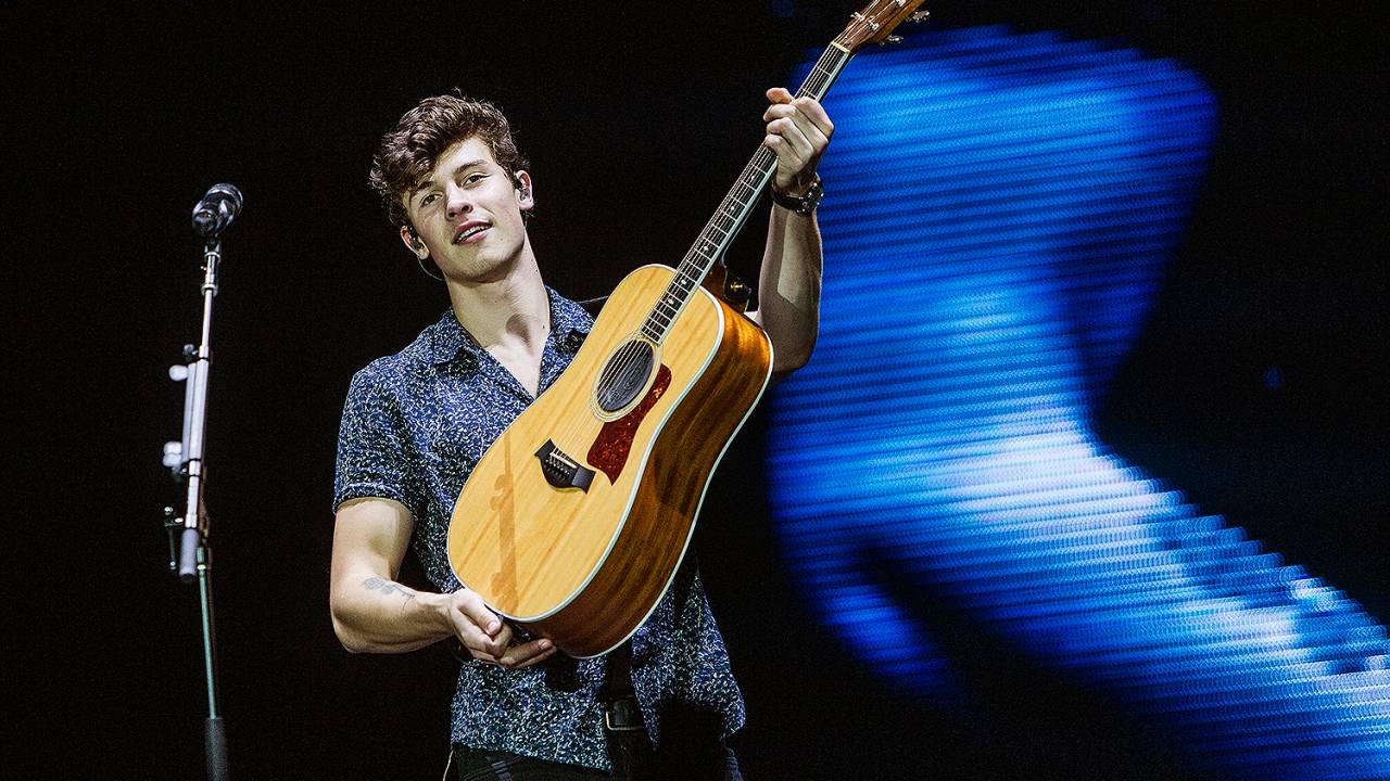 O cantor canadense Shawn Mendes, de 19 anos, no Palco Mundo durante segundo dia de shows do Rock In Rio 2017, no Parque Olímpico, na Barra da Tijuca, zona oeste do Rio de Janeiro (RJ) - 16/09/2019