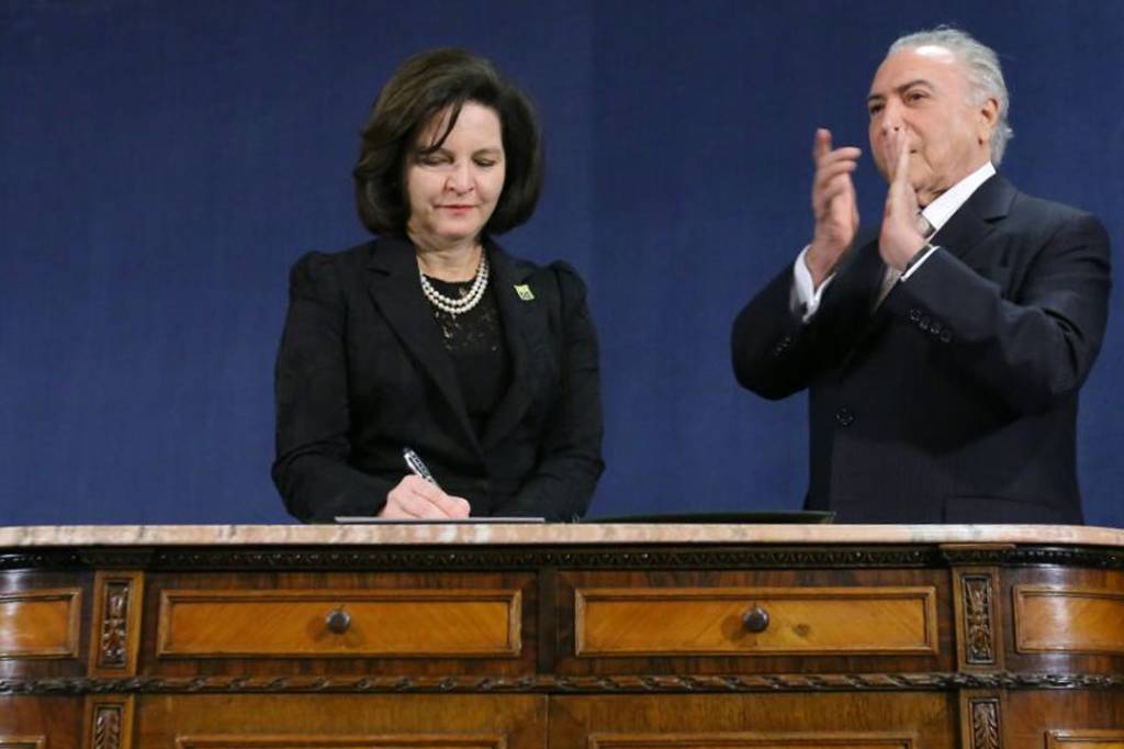 Barroso autoriza Raquel Dodge a ouvir Temer sobre porto de Santos