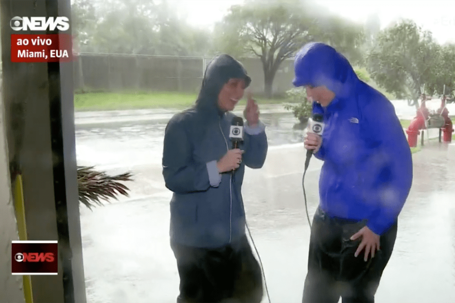 Repórteres da Globo fazer cobertura do furacão Irma, que atinge o sul da Flórida, nos Estados Unidos