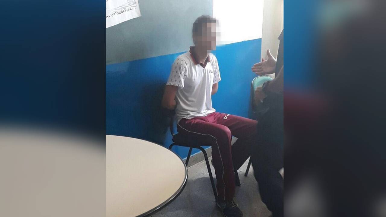 Adolescente abre fogo contra alunos em Goiânia