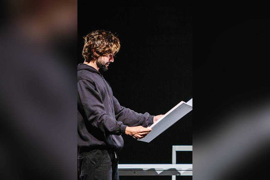 Cena da peça Alair Cena da peça Alair