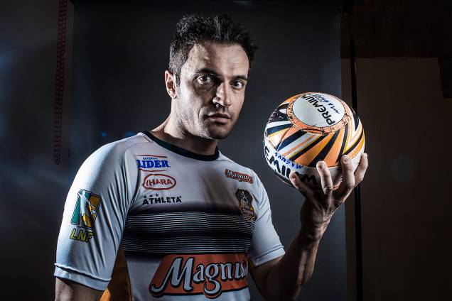 Falcão, 40 anos, o maior ídolo do futsal mundial Falcão, 40 anos, o maior ídolo do futsal mundial