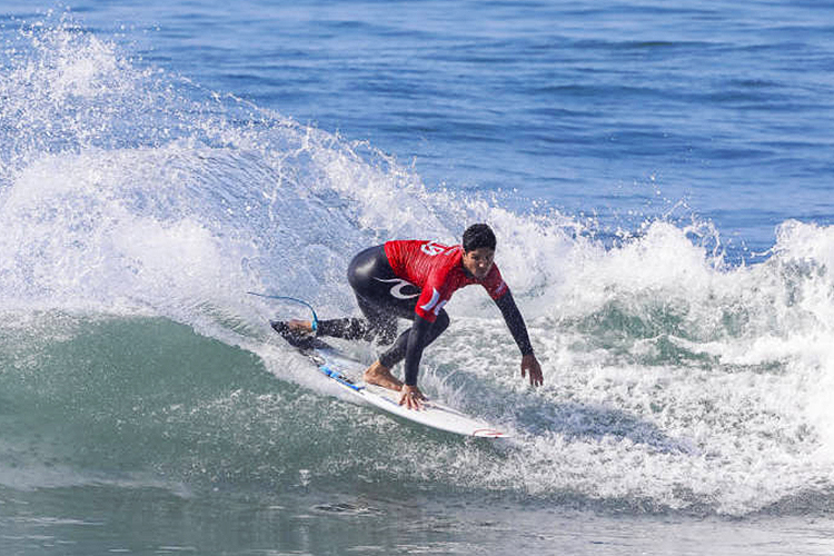 Surfe: Gabriel Medina estreia com vitória na etapa da França