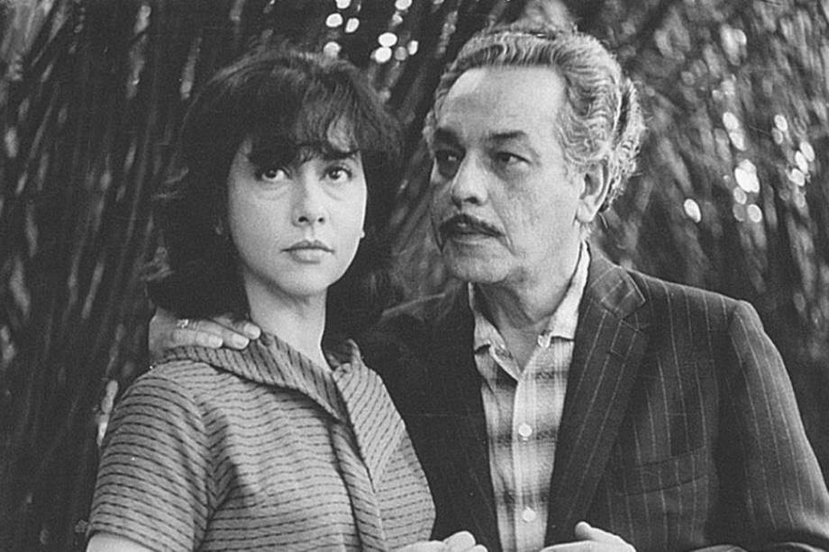 A atriz Fernanda Montenegro e o ator Paulo Gracindo em cena de 'A Falecida', de 1965 A atriz Fernanda Montenegro e o ator Paulo Gracindo em cena de 'A Falecida', de 1965