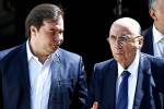 O presidente da Câmara dos Deputados, Rodrigo Maia (DEM-RJ), e o ministro da Fazenda, Henrique Meirelles, deixam residência oficial após reunião de anúncio da nova meta fiscal para 2017 e 2018 em Brasília (DF) - 15/08/2017