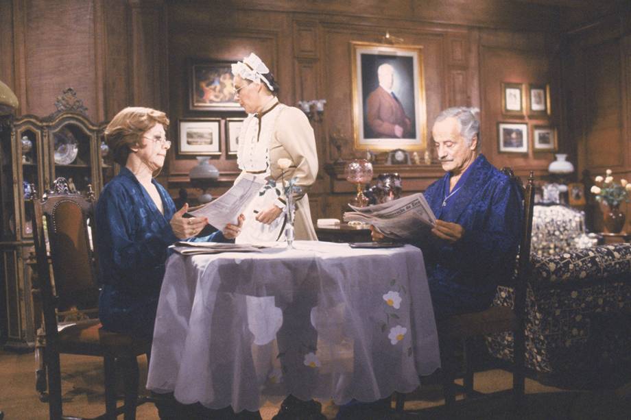 Fernanda Montenegro, Marilu Bueno e Paulo Autran na novela 'Guerra dos Sexos' Fernanda Montenegro, Marilu Bueno e Paulo Autran na novela 'Guerra dos Sexos'