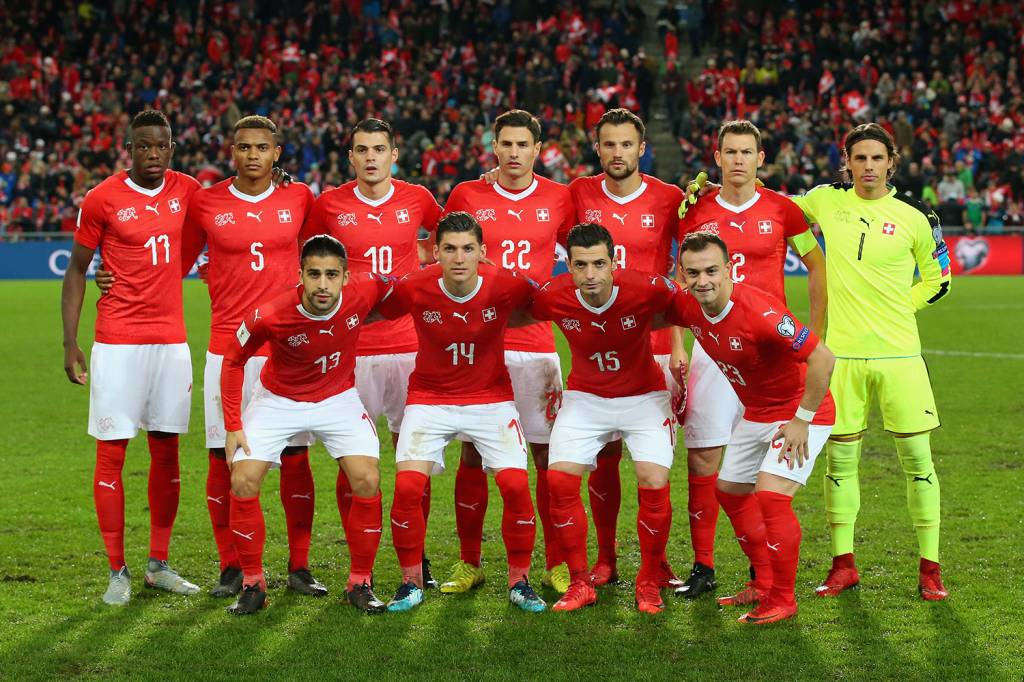 BASEL, SWITZERLAND - NOVEMBER 12: The Switzerland team pose for a photo prior to the FIFA 2018 World Cup Qualifier Play-Off: Second Leg between Switzerland and Northern Ireland at St. Jakob-Park on November 12, 2017 in Basel, Basel-Stadt. (Photo by Alex Livesey/Getty Images)