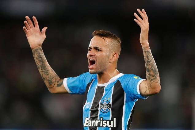O jogador Luan, do Grêmio, durante partida contra o Real Madrid, válida pela final do Mundial de Clubes da FIFA, realizada no Estádio Xeique Zayed, em Abu Dhabi - 16/12/2017 O jogador Luan, do Grêmio, durante partida contra o Real Madrid, válida pela final do Mundial de Clubes da FIFA, realizada no Estádio Xeique Zayed, em Abu Dhabi - 16/12/2017