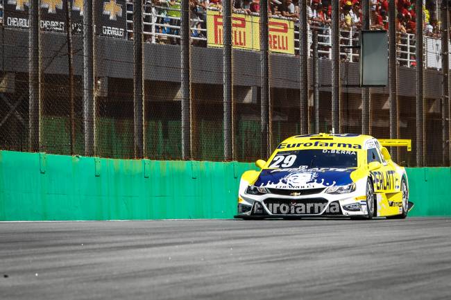 O piloto Daniel Serra durante prova da Stock Car no Autódromo de Interlagos - 10/12/2017