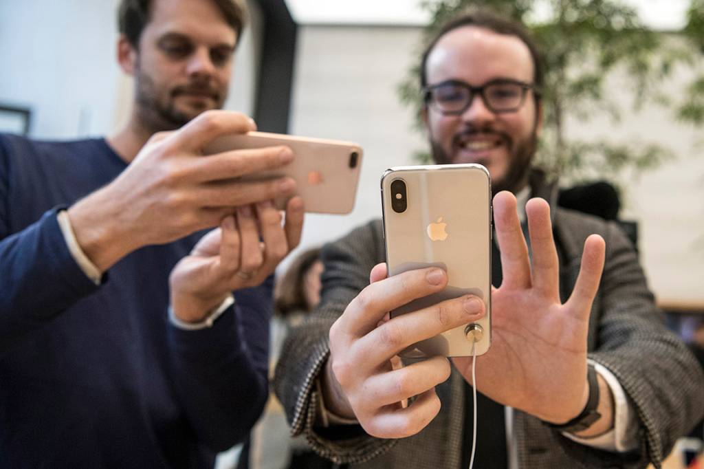 Apple deve lançar novas versões do iPhone X em setembro