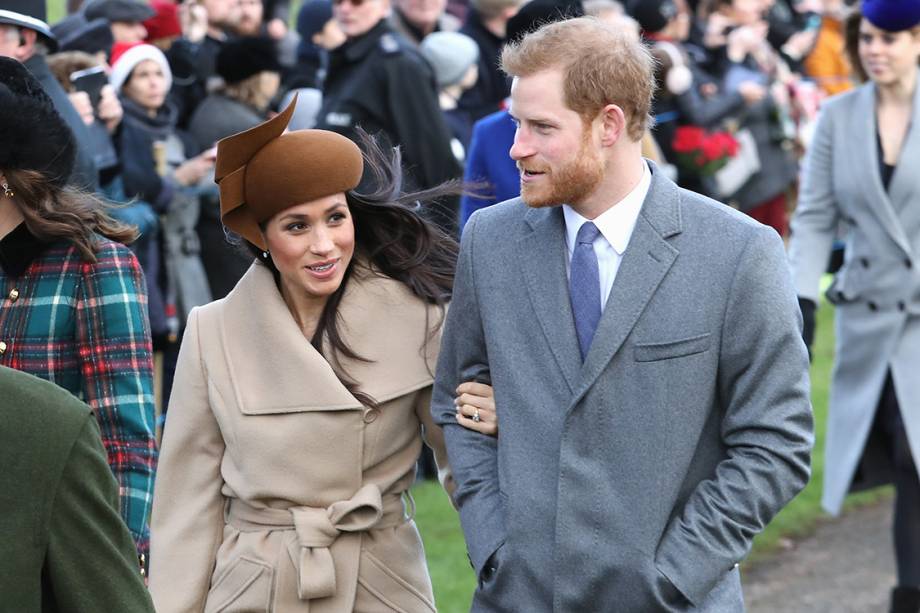 Meghan Markle e Príncipe Harry comparecem à igreja de Santa Maria Madalena para comemorar o Natal em King's Lynn, na Inglaterra - 25/12/2017