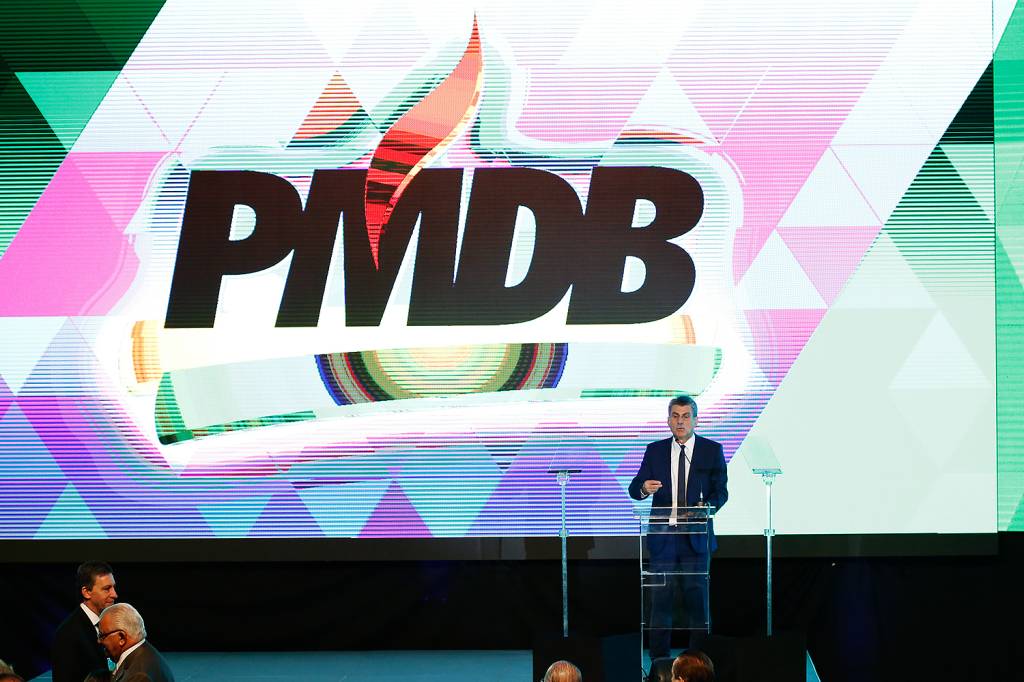 Após 37 anos, PMDB volta a ser apenas MDB