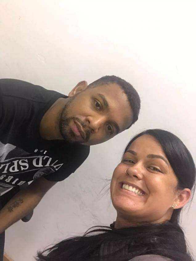 Rogerio 157, traficante preso que atuava na Favela da Rocinha, aparece em selfie com policial Rogerio 157, traficante preso que atuava na Favela da Rocinha, aparece em selfie com policial