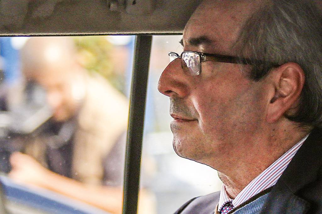 Defesa pede que Moro se declare suspeito para julgar Cunha