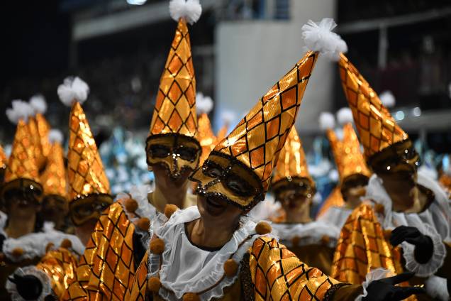 Com o enredo 'O povo, a nobreza real', a escola de samba Império de Casa Verde desfila no Sambódromo do Anhembi, em São Paulo (SP) - 11/02/2018 Com o enredo 'O povo, a nobreza real', a escola de samba Império de Casa Verde desfila no Sambódromo do Anhembi, em São Paulo (SP) - 11/02/2018