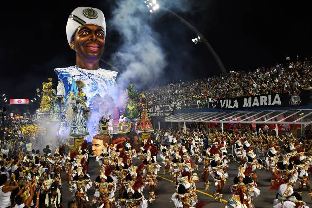 Com o enredo 'Sambar com fé eu vou', a escola de samba Vai-Vai homenageia o cantor e compositor Gilberto Gil - 11/02/2018 Com o enredo 'Sambar com fé eu vou', a escola de samba Vai-Vai homenageia o cantor e compositor Gilberto Gil - 11/02/2018