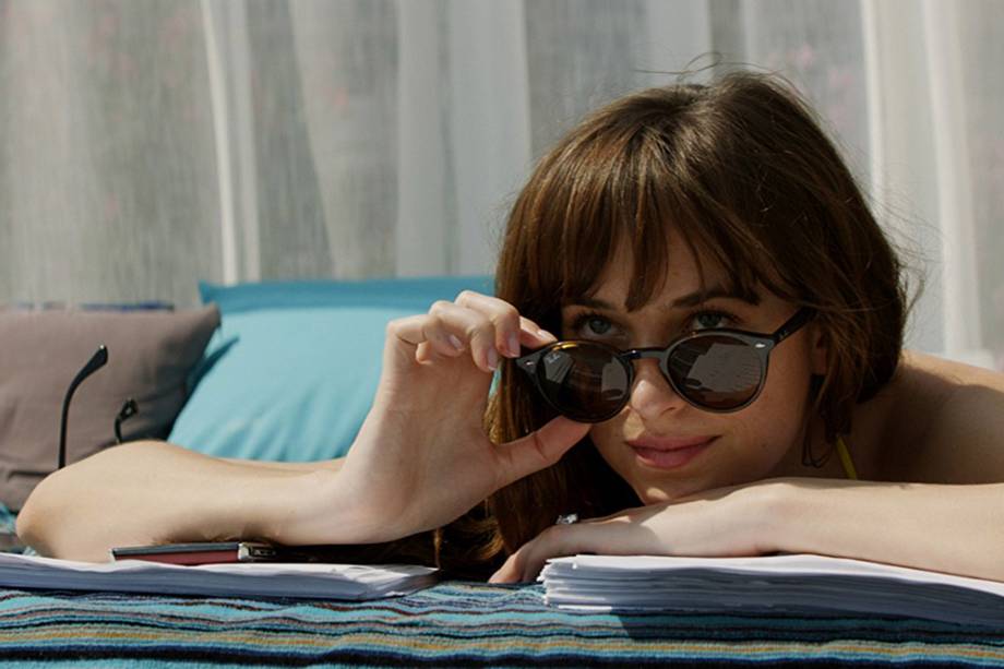 Jamie Dornan e Dakota Johnson regressam como Christian Grey e Anastasia Steele em 'Cinquenta Tons de Liberdade' sequência baseada na obra da escritora britânica E. L. James Jamie Dornan e Dakota Johnson regressam como Christian Grey e Anastasia Steele em 'Cinquenta Tons de Liberdade' sequência baseada na obra da escritora britânica E. L. James